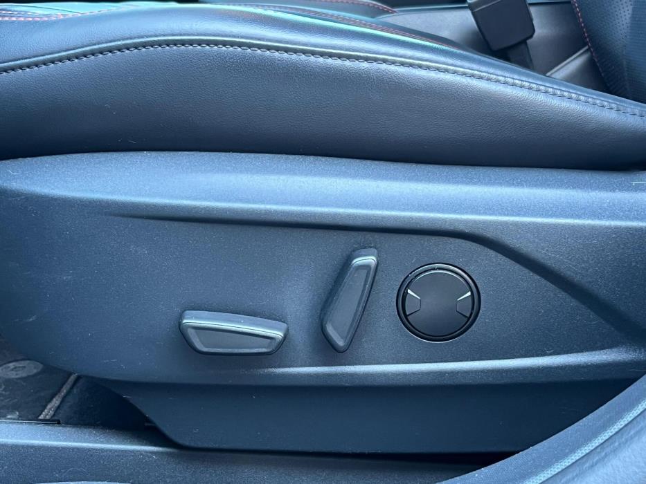 FORD Mustang Mach-E 2021