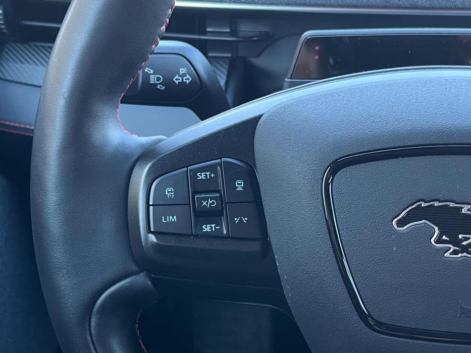 FORD Mustang Mach-E 2021