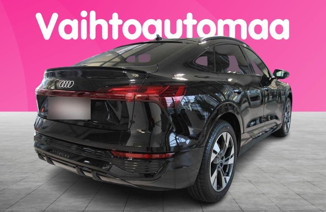 AUDI Q8 e-tron 2024
