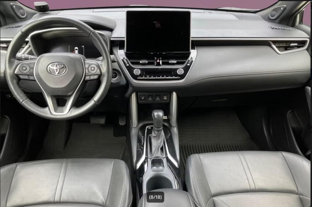 TOYOTA Corolla Cross 2023