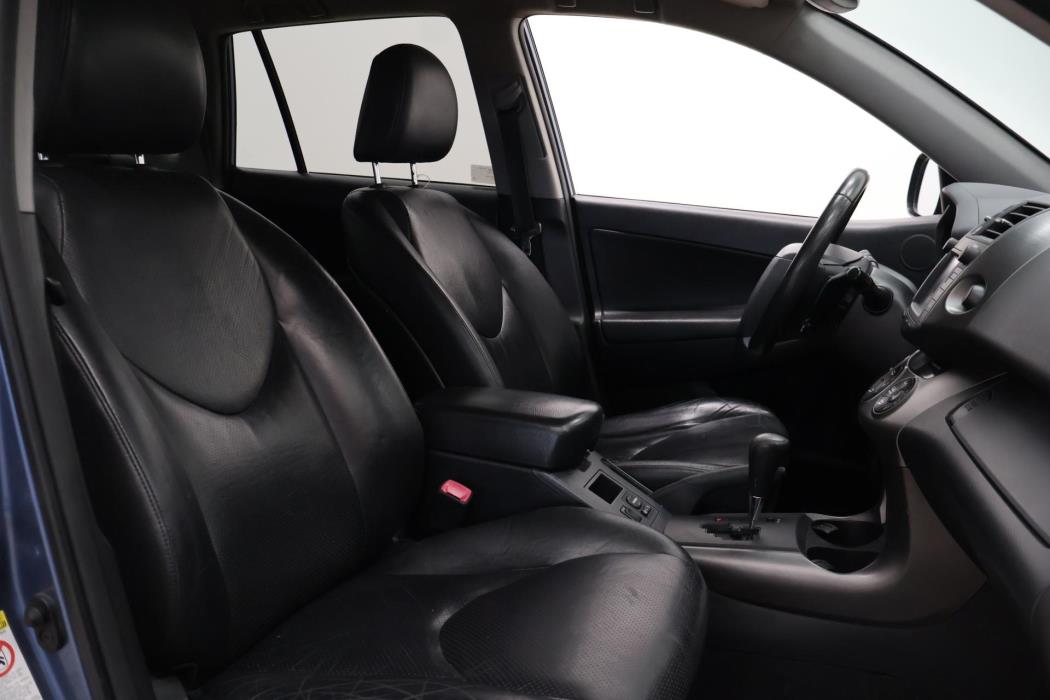 TOYOTA RAV4 2012