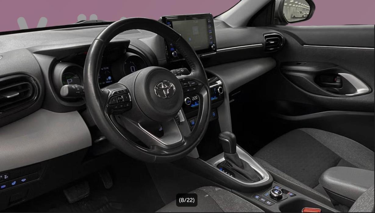 TOYOTA Yaris Cross 2022
