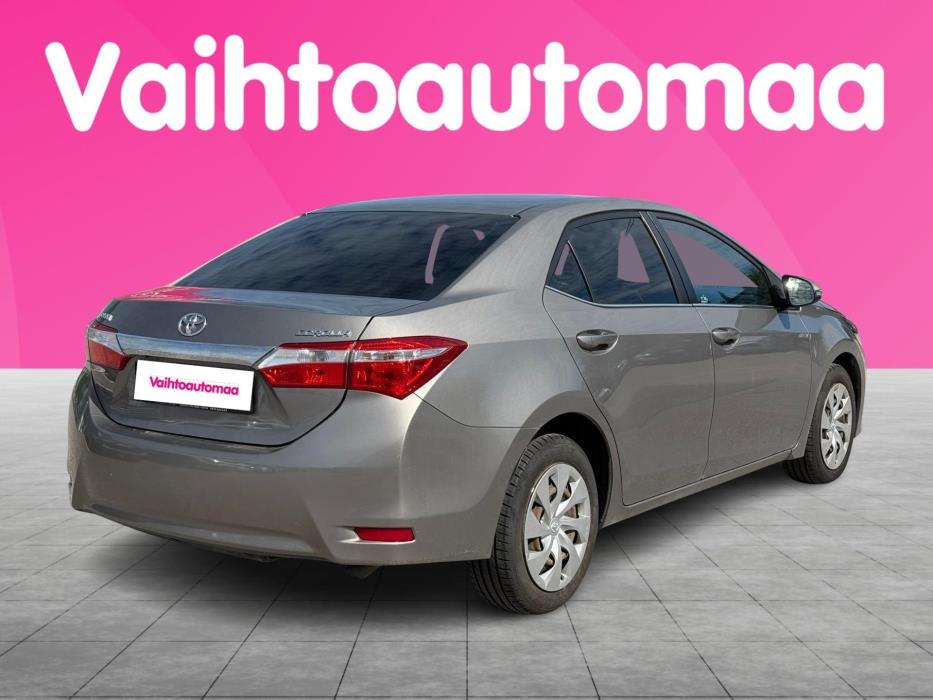 TOYOTA Corolla 2015