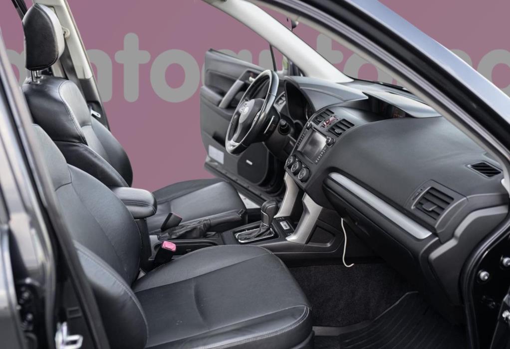 SUBARU Forester 2013