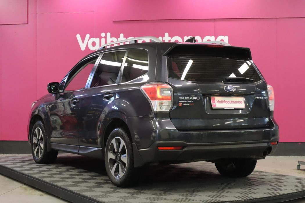 SUBARU Forester 2018