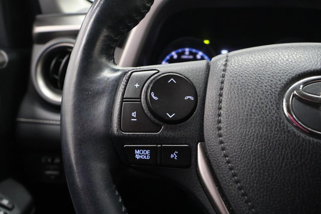 TOYOTA RAV4 2018