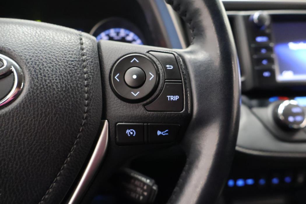 TOYOTA RAV4 2018
