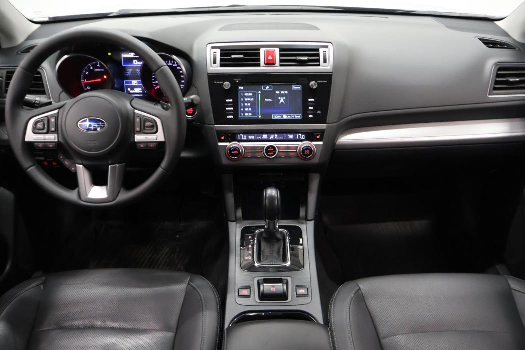 SUBARU Outback 2015