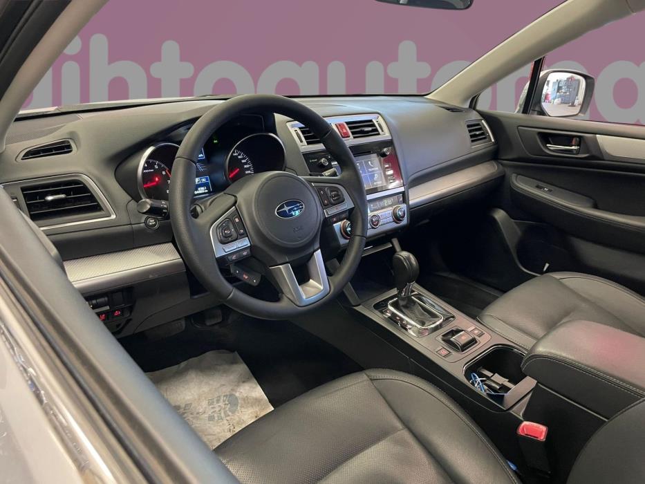 SUBARU Outback 2015