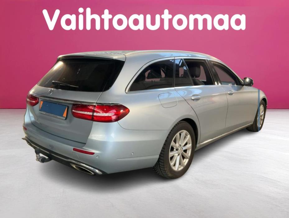 MERCEDES-BENZ E 2018