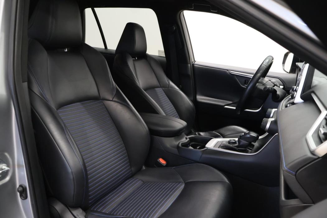 TOYOTA RAV4 2019