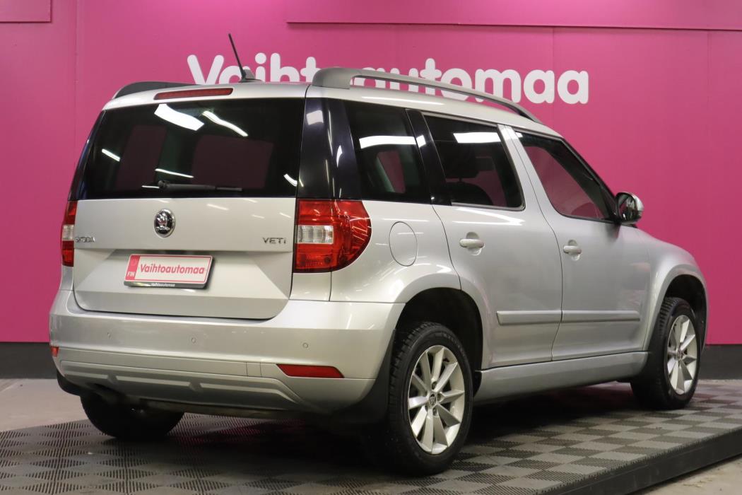 SKODA Yeti 2015