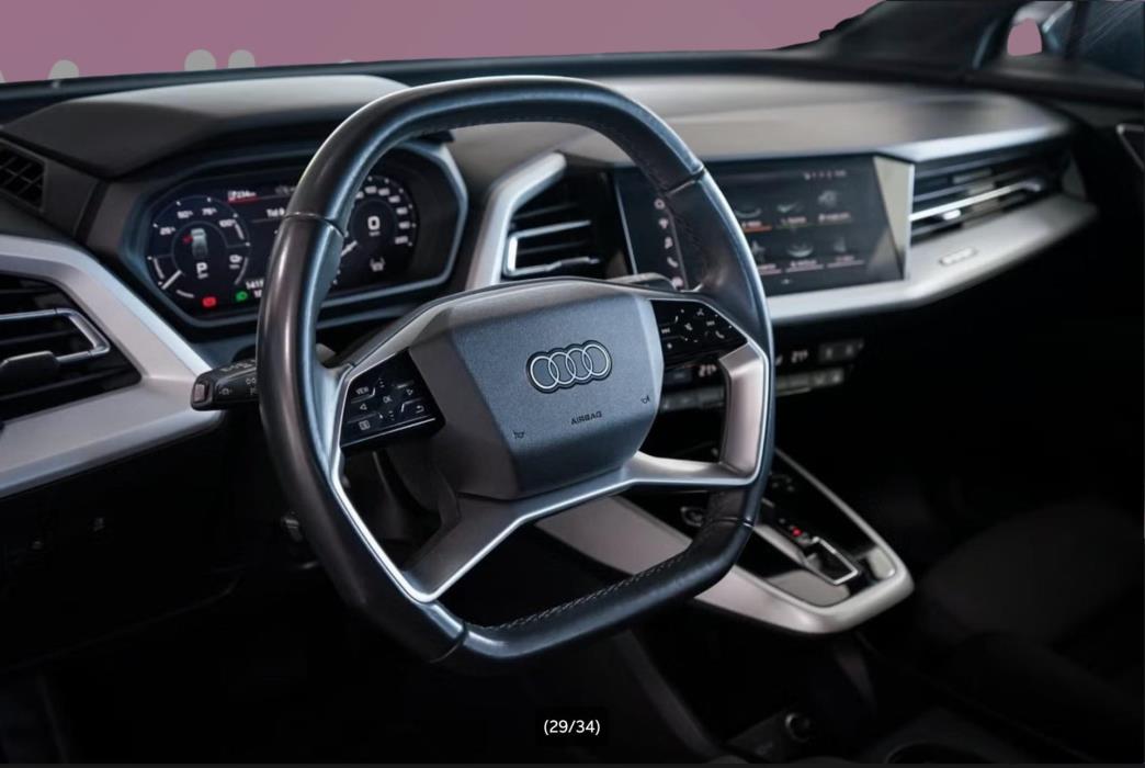 AUDI Q4 e-tron 2022