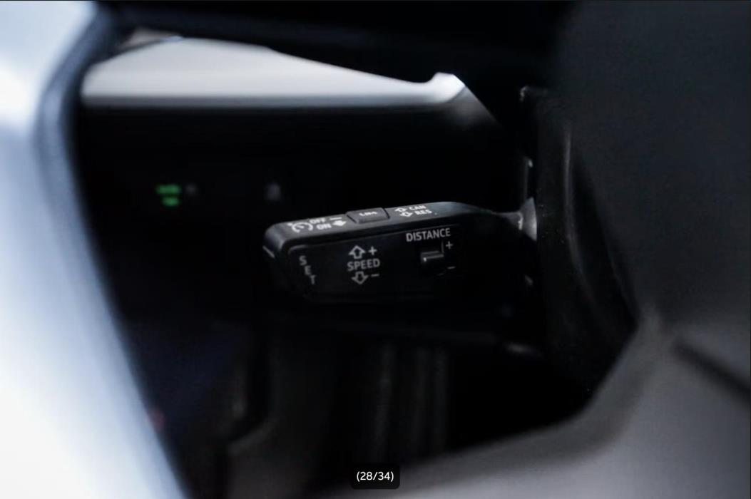 AUDI Q4 e-tron 2022