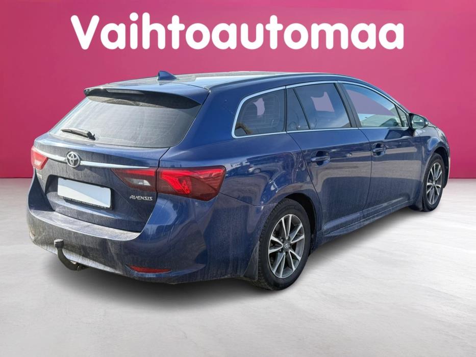 TOYOTA Avensis 2016