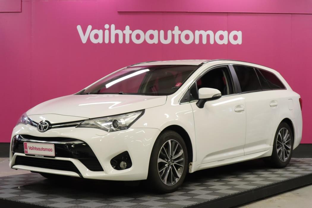 TOYOTA Avensis 2017