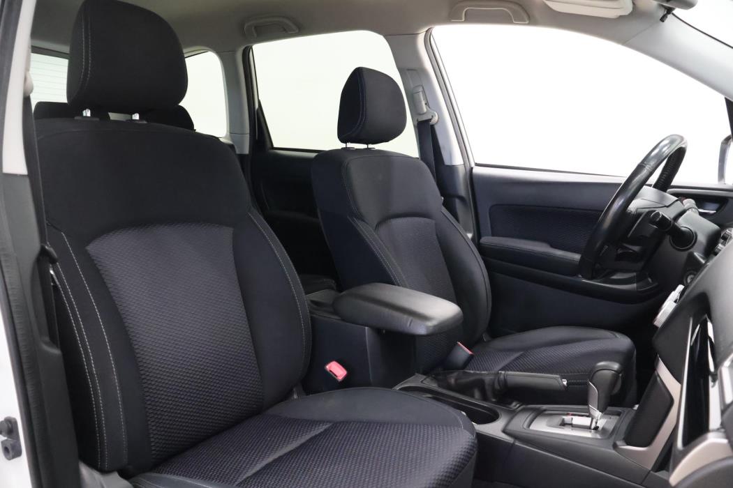 SUBARU Forester 2016
