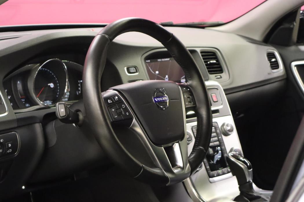 VOLVO V60 Cross Country 2018