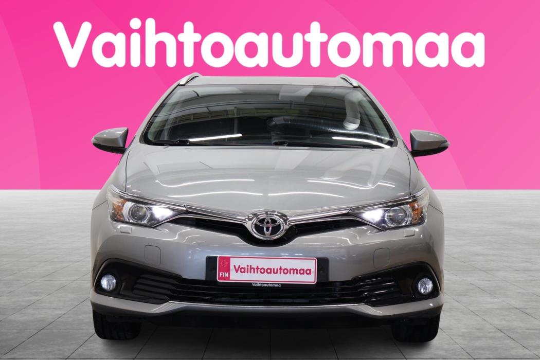 TOYOTA Auris 2017