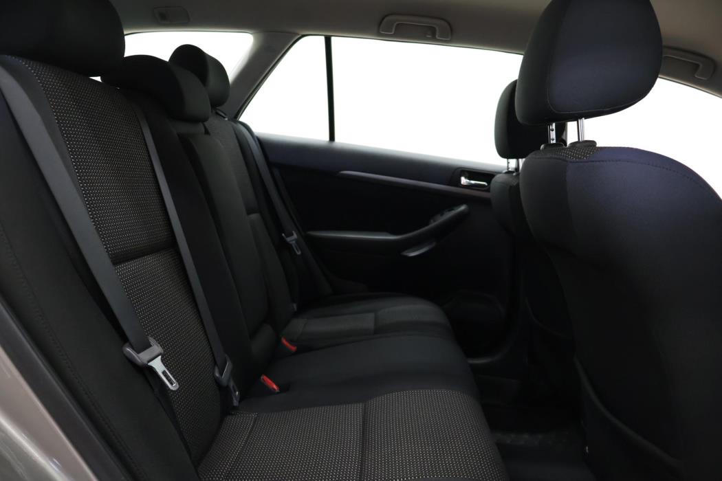 TOYOTA Avensis 2006
