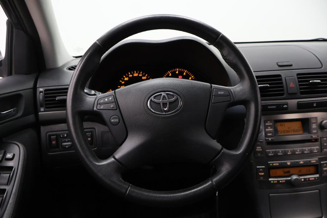 TOYOTA Avensis 2006