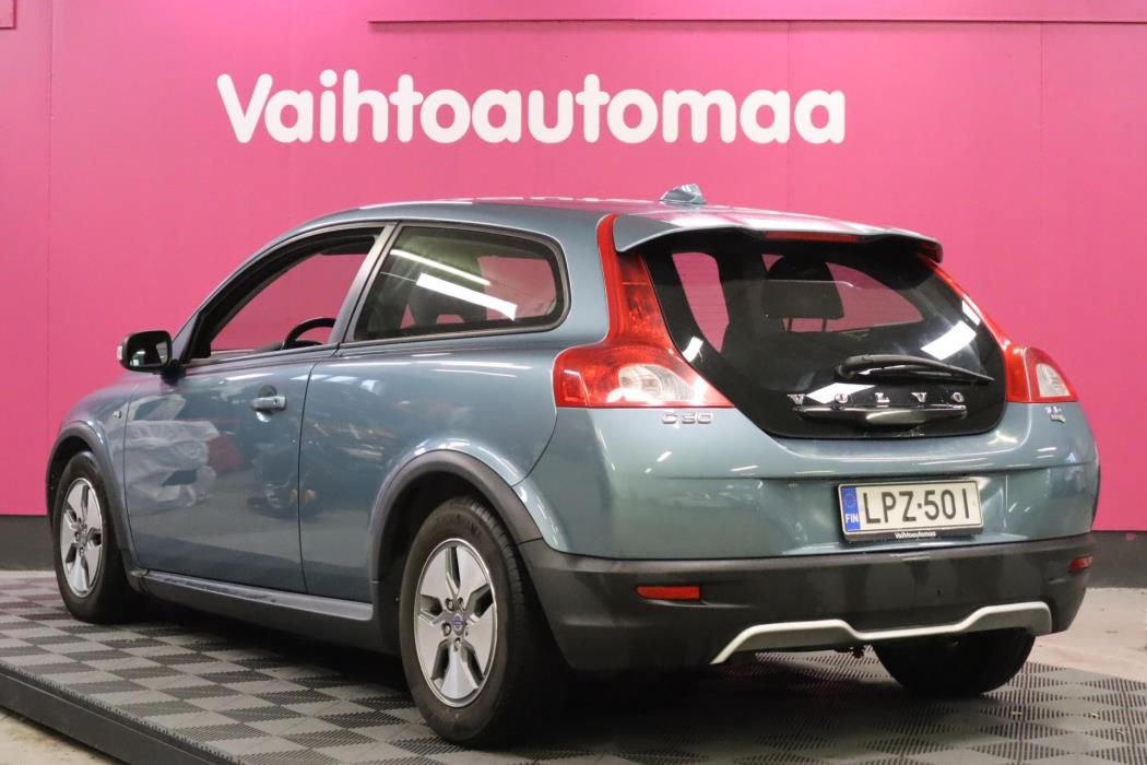 VOLVO C30 2009