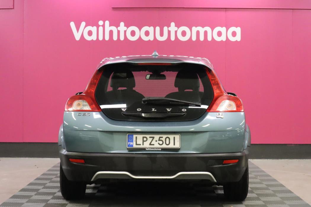 VOLVO C30 2009