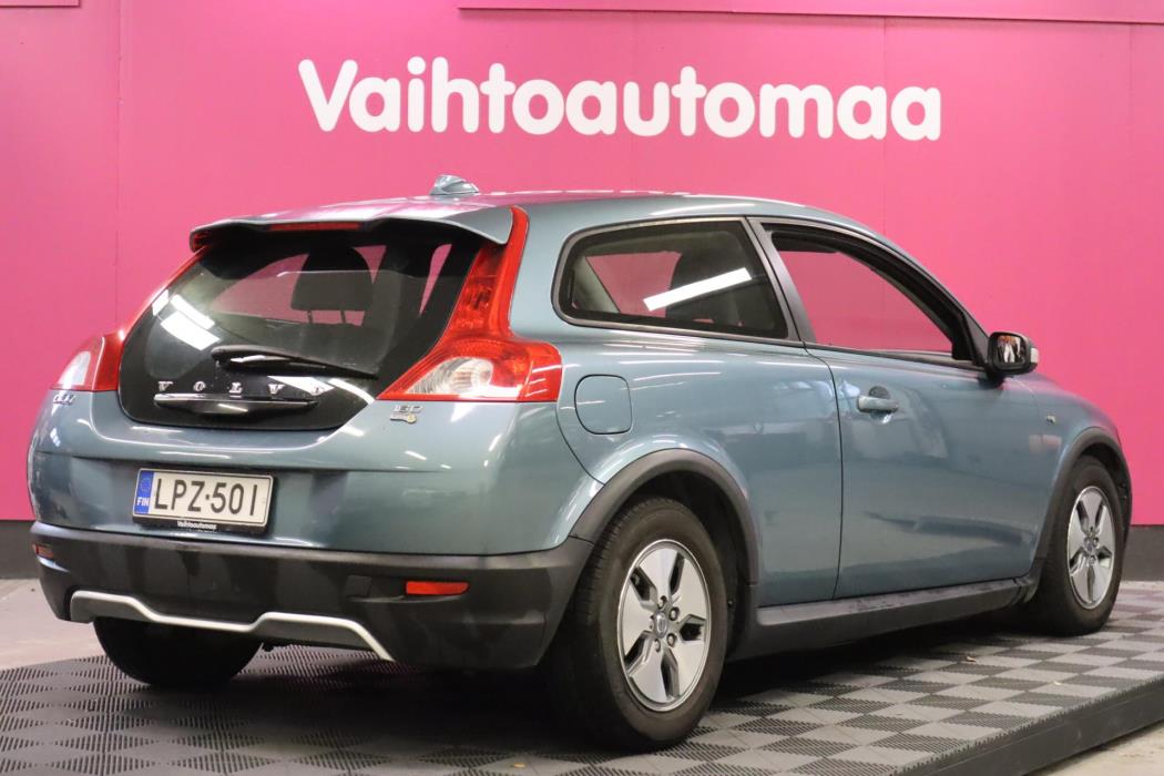 VOLVO C30 2009