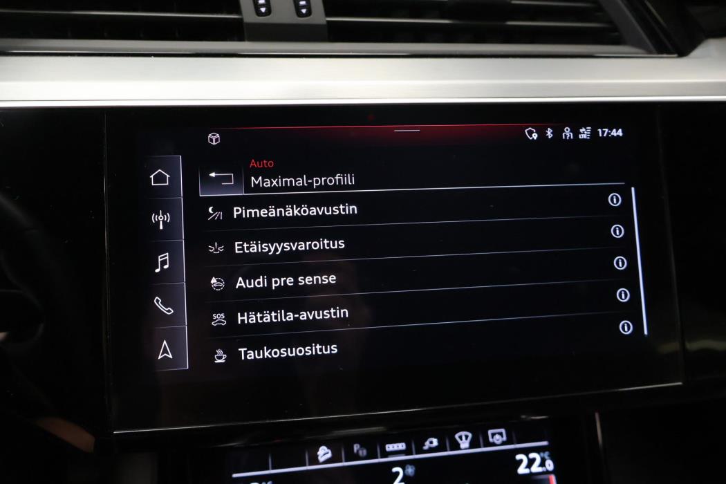 AUDI e-tron 2023