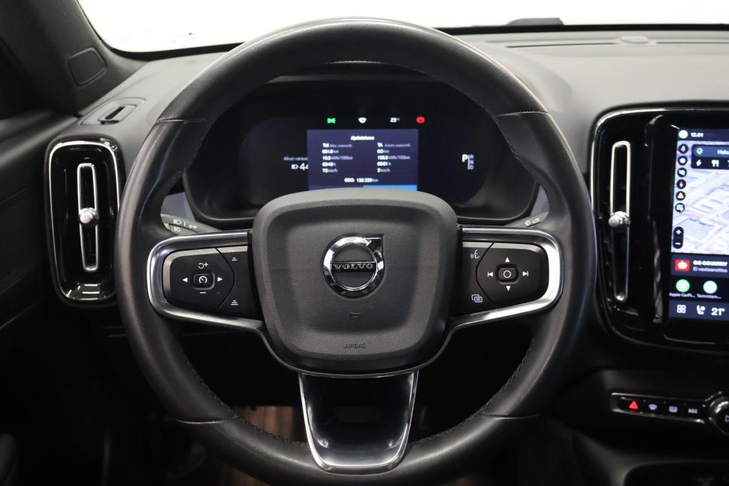 VOLVO C40 2023