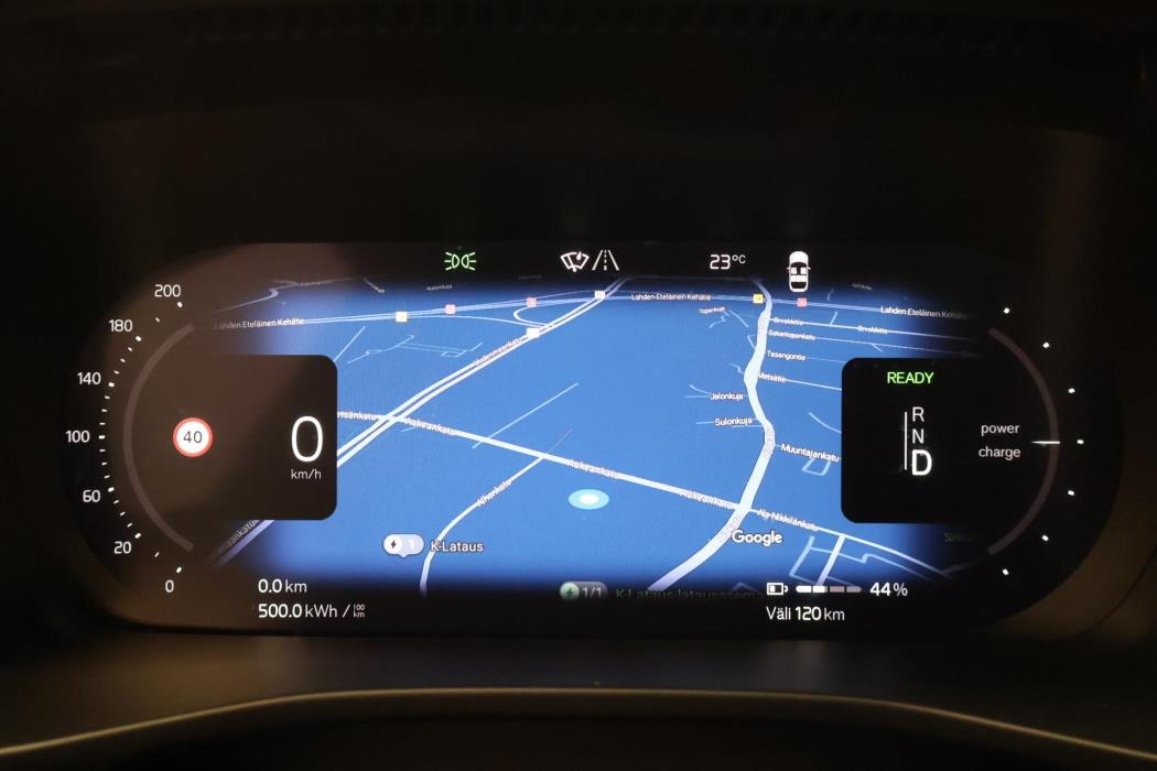 VOLVO C40 2023