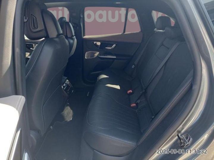 MERCEDES-BENZ EQE SUV 2023