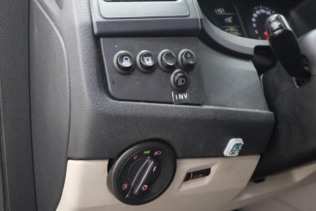 VOLKSWAGEN Transporter 2016