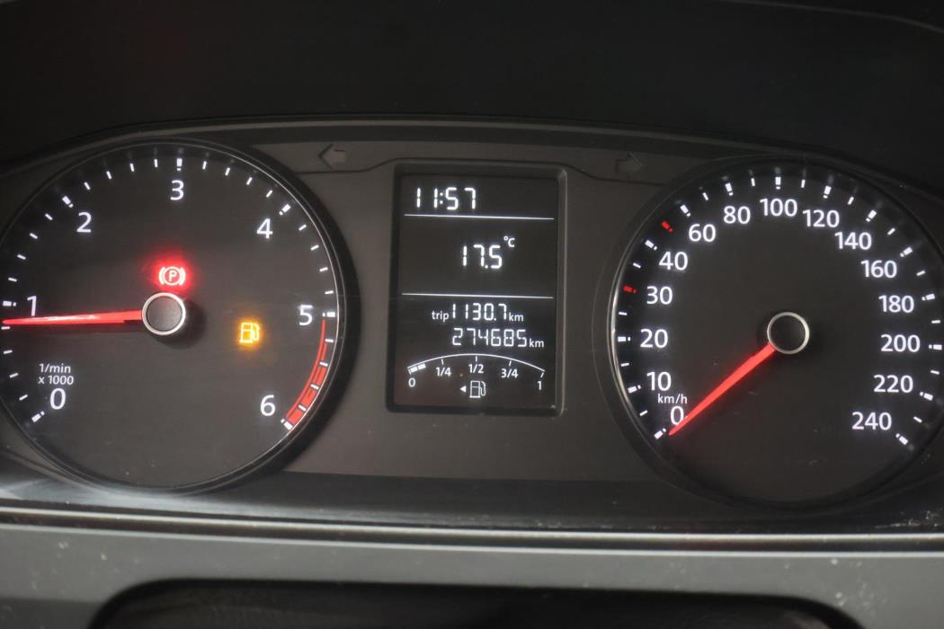 VOLKSWAGEN Transporter 2016