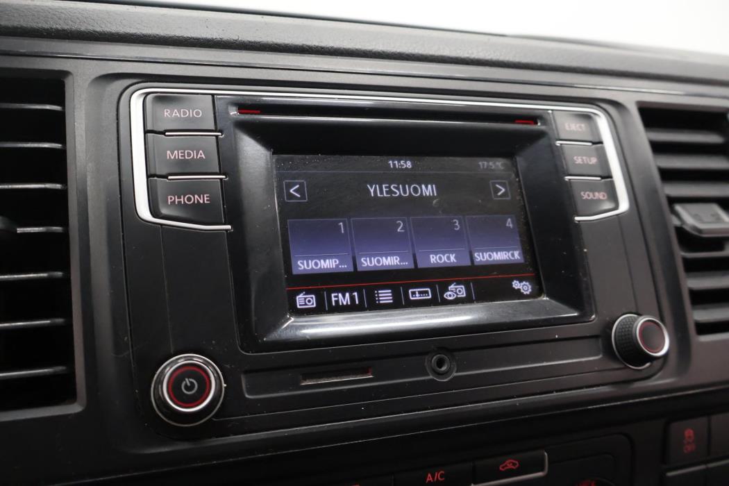 VOLKSWAGEN Transporter 2016