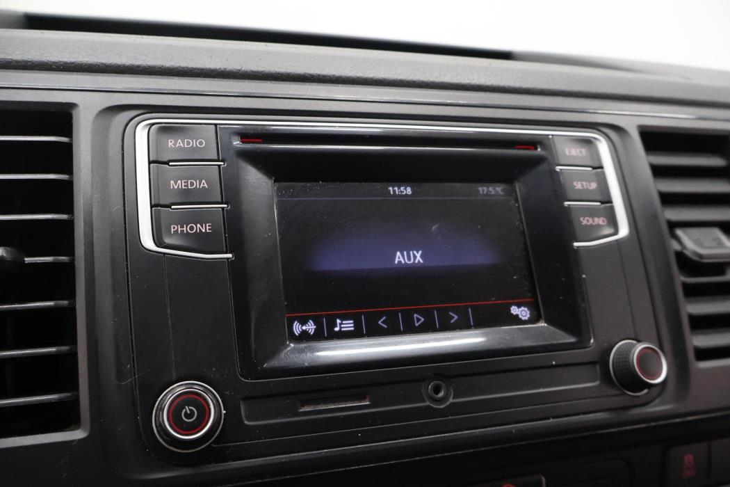 VOLKSWAGEN Transporter 2016
