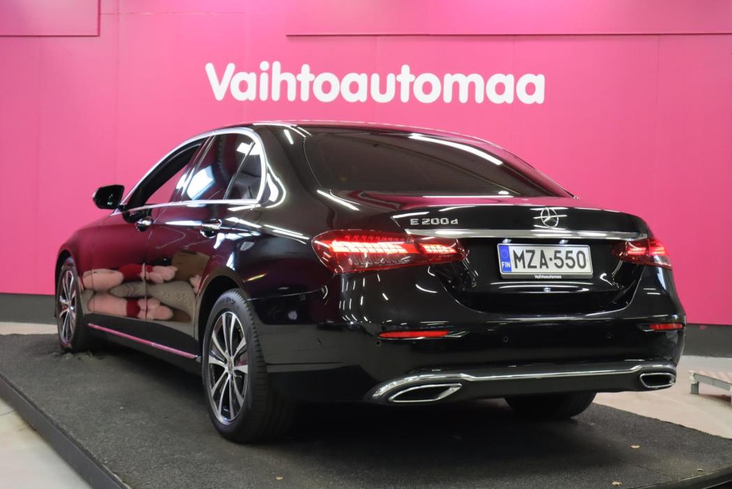 MERCEDES-BENZ E 2021