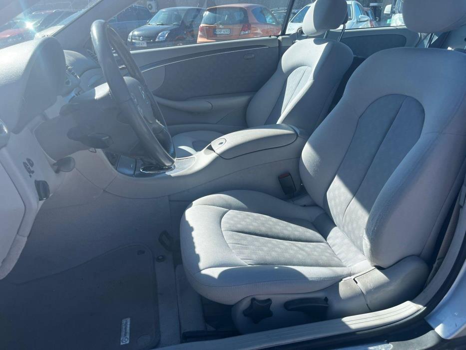 MERCEDES-BENZ CLK 2002