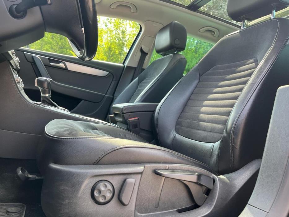 VOLKSWAGEN Passat 2013