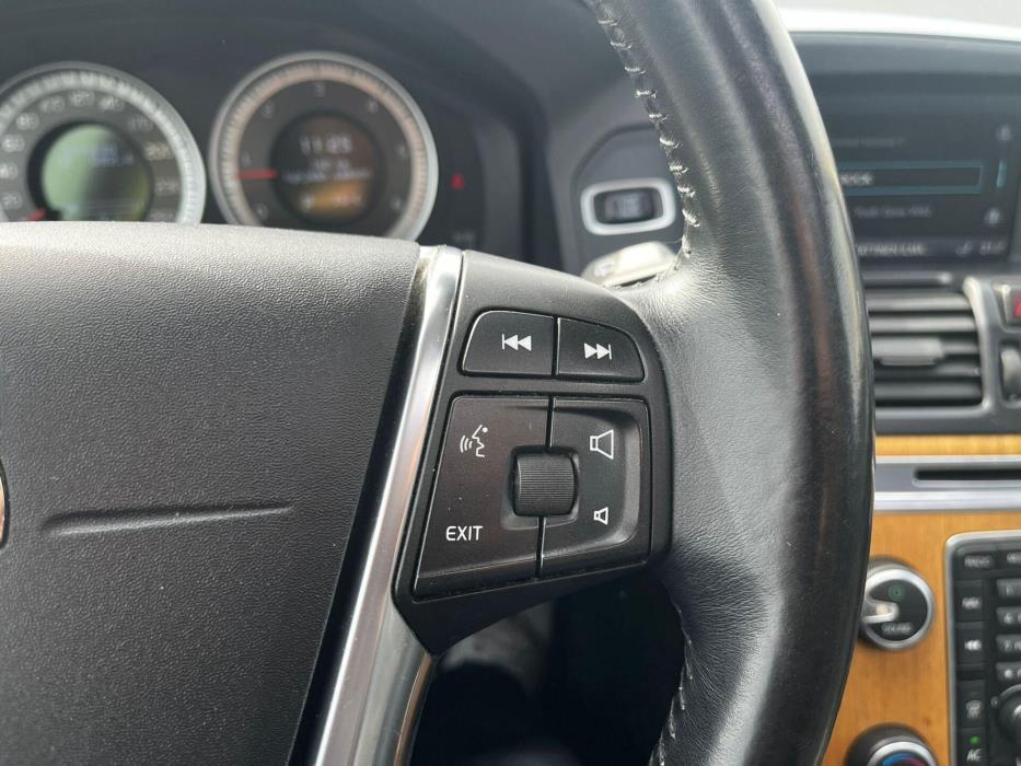 VOLVO XC60 2012