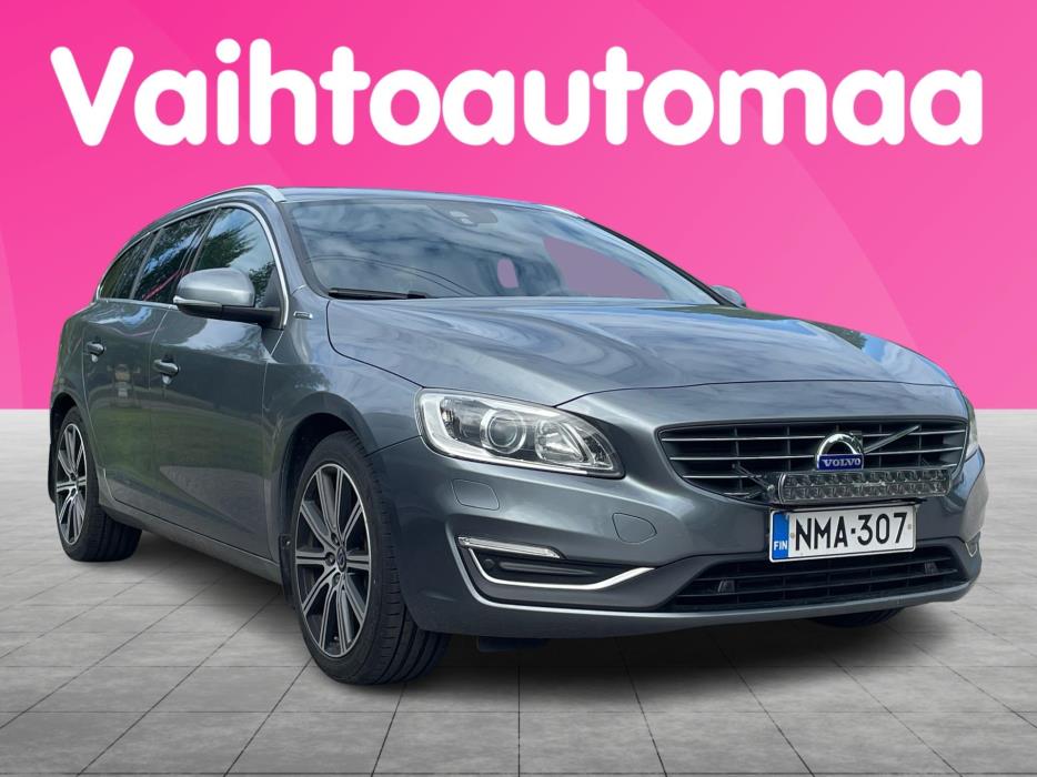 VOLVO V60 2016
