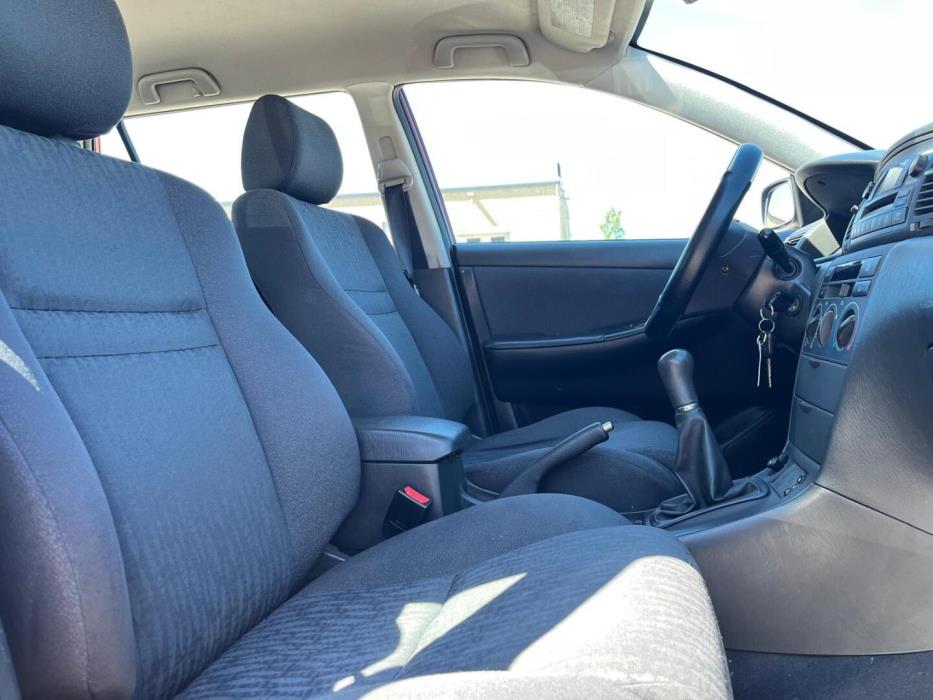 TOYOTA Corolla 2004