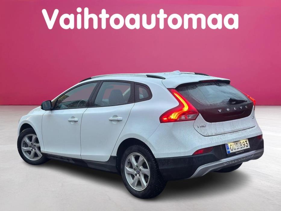 VOLVO V40 Cross Country 2015