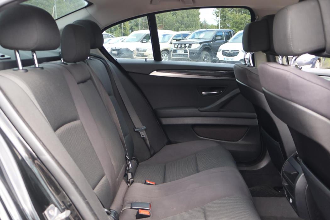 BMW 520 2011