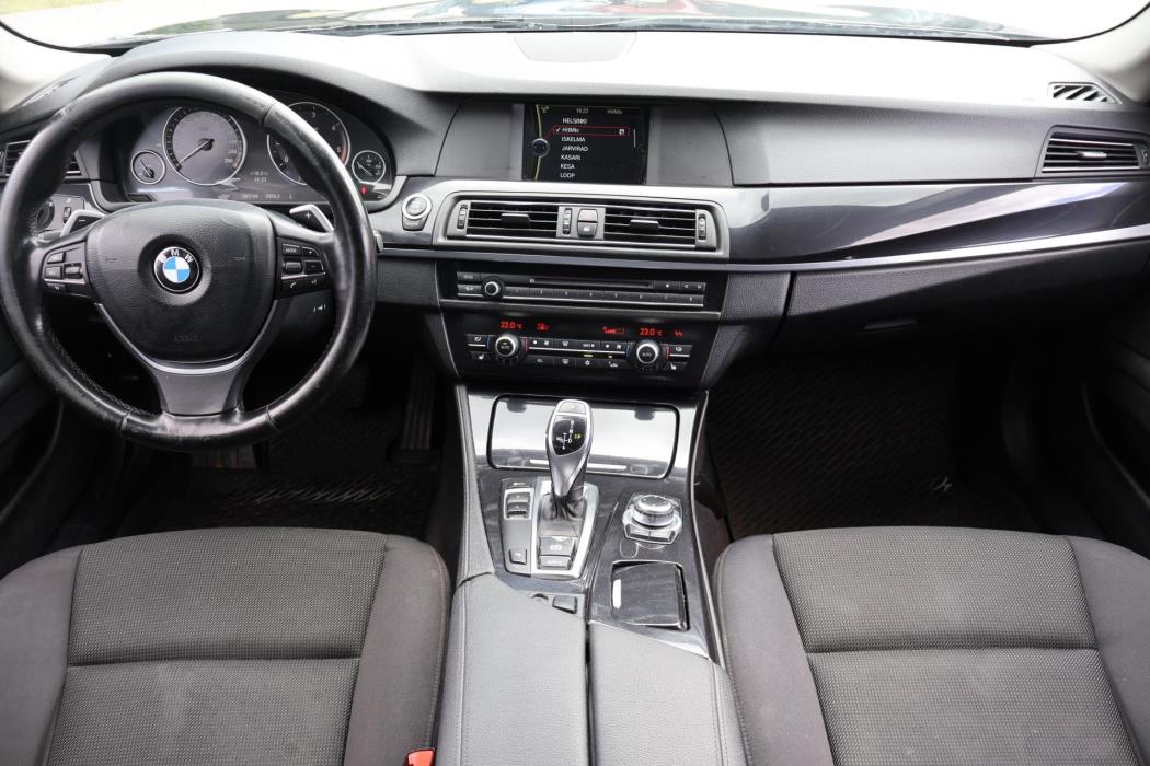 BMW 520 2011