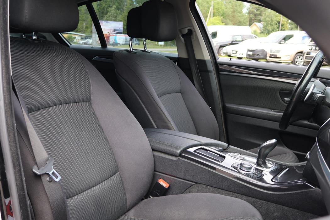 BMW 520 2011