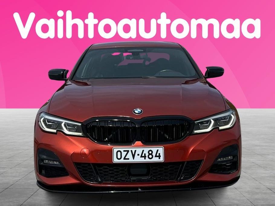 BMW 330 2020