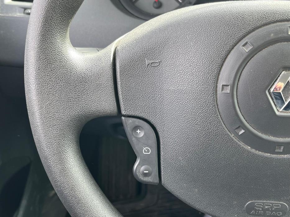 RENAULT Megane 2005