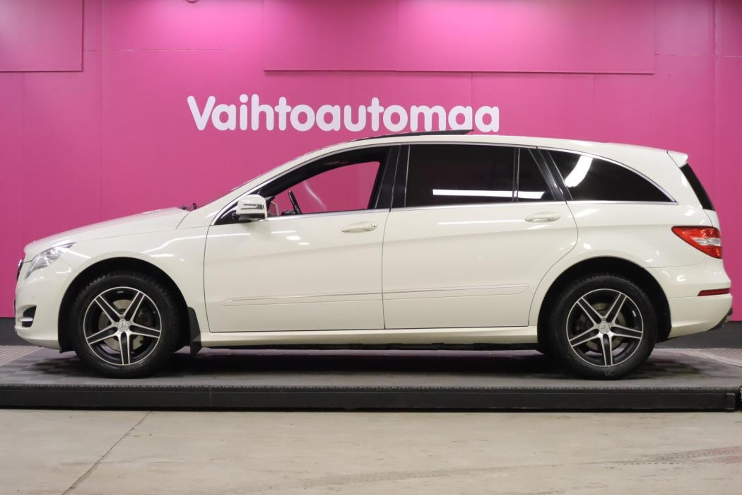 MERCEDES-BENZ R 2011