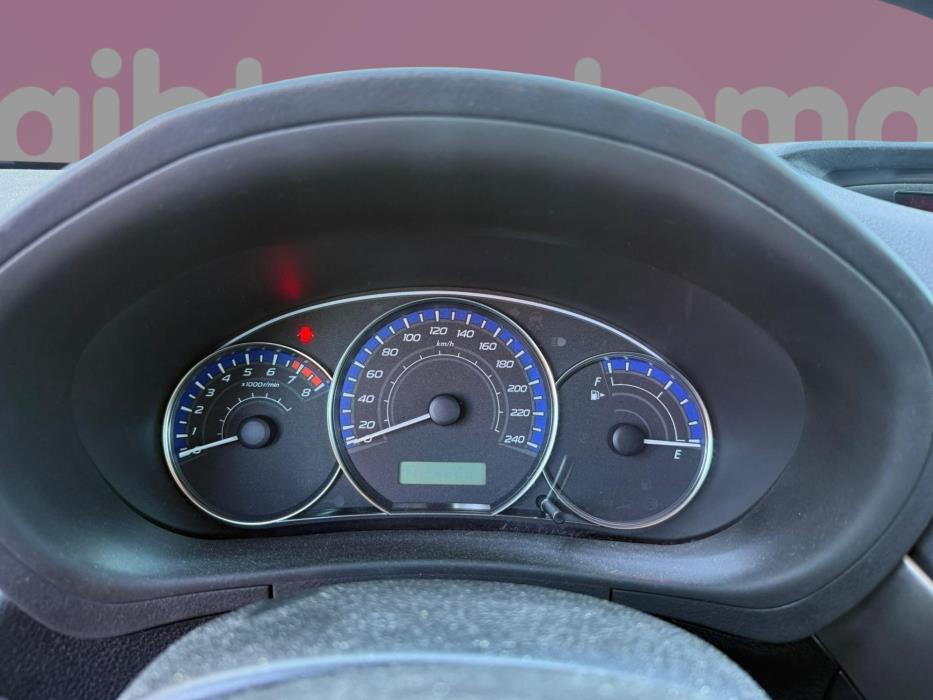 SUBARU Forester 2010